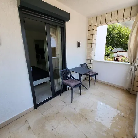 Albert Krk Apartment *